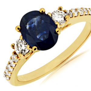 SAPPHIRE & DIAMOND RING