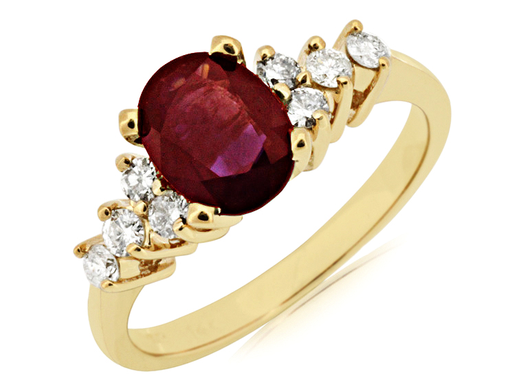 RUBY & DIAMOND RING