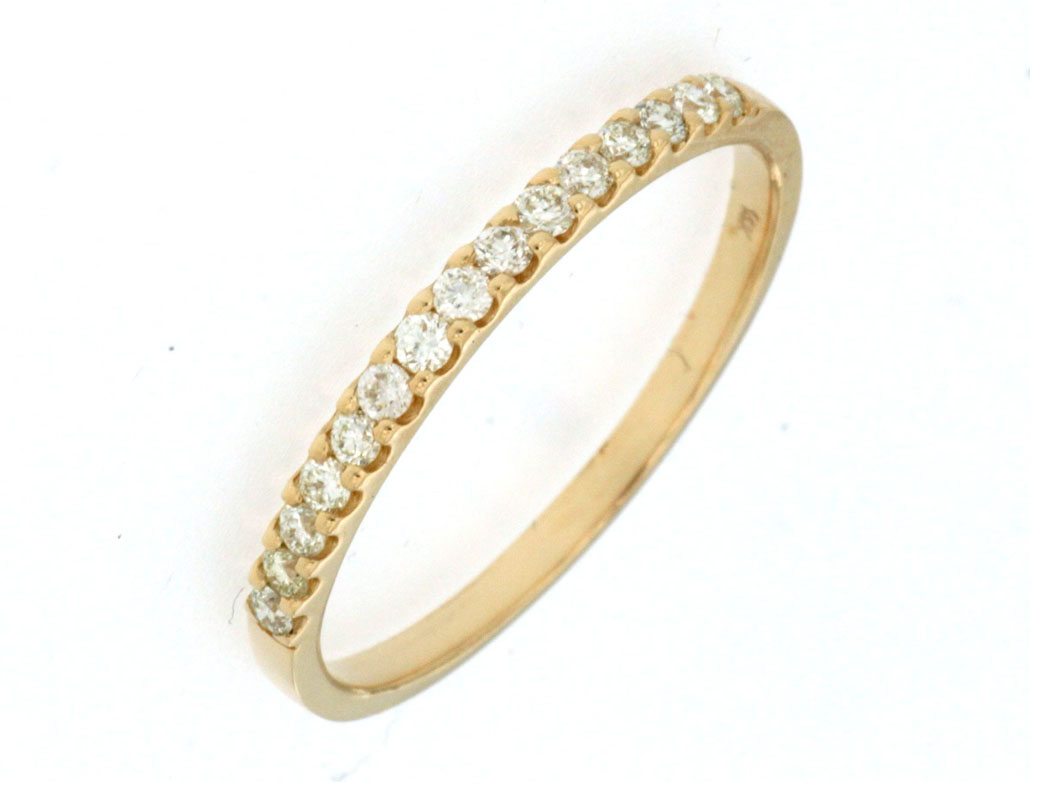 LADIES DIAMOND RING