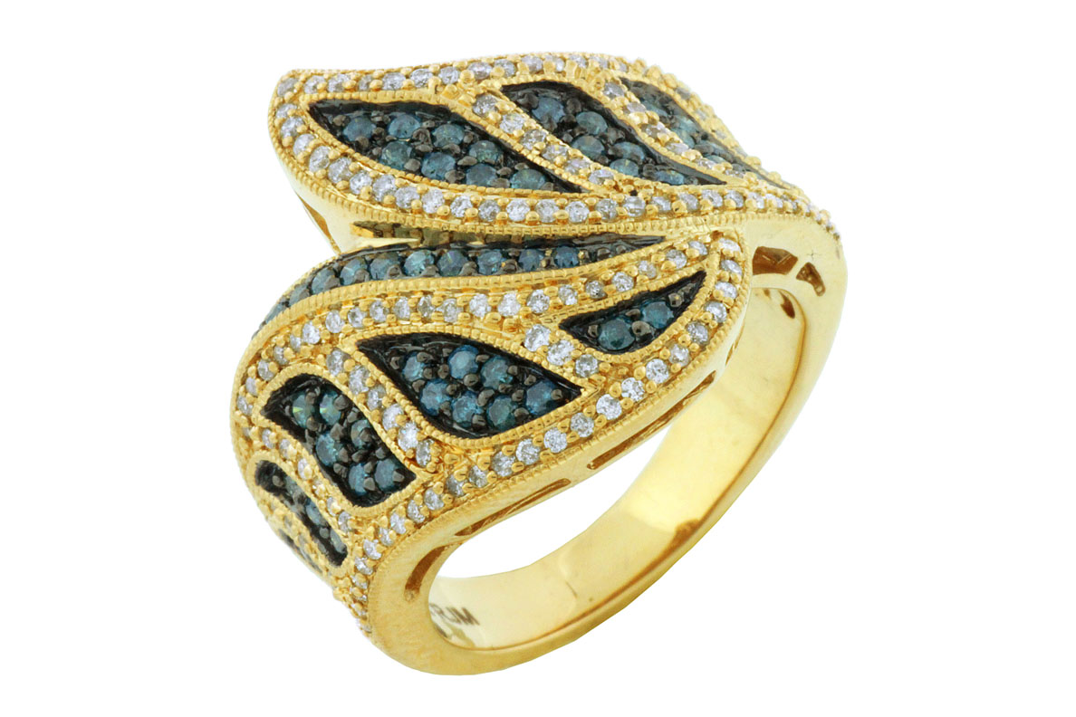 BLUE DIAMOND & DIAMOND RING