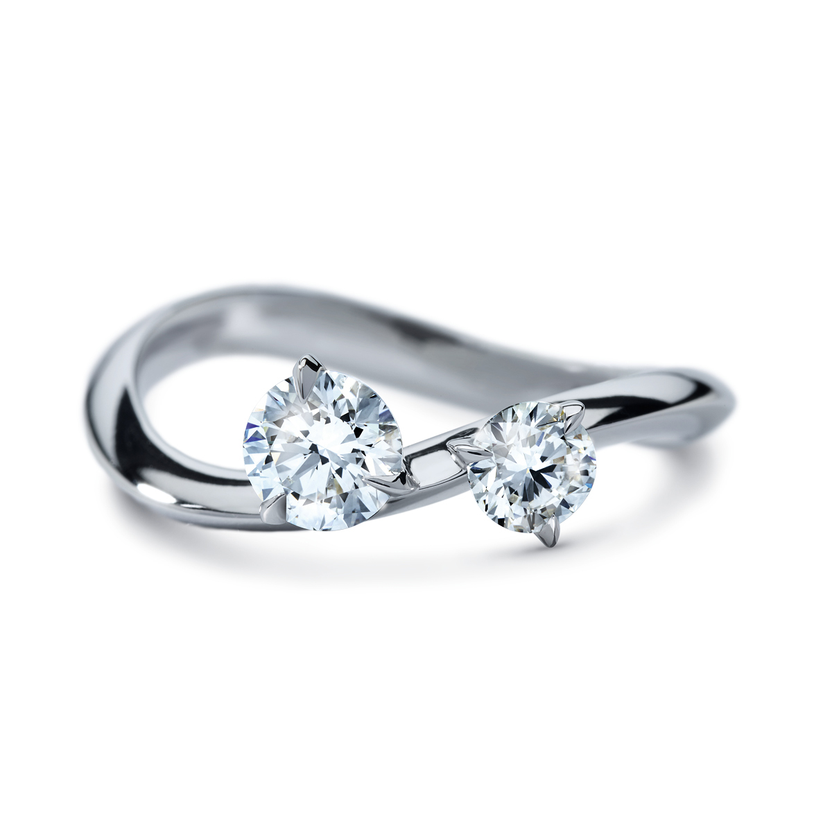 Atelier Swarovski Intimate Wave Ring | Joes Jewelry St Maarten