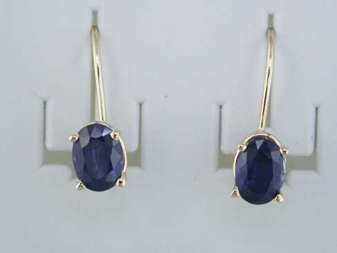 SAPPHIRE & DIAMOND EARRING