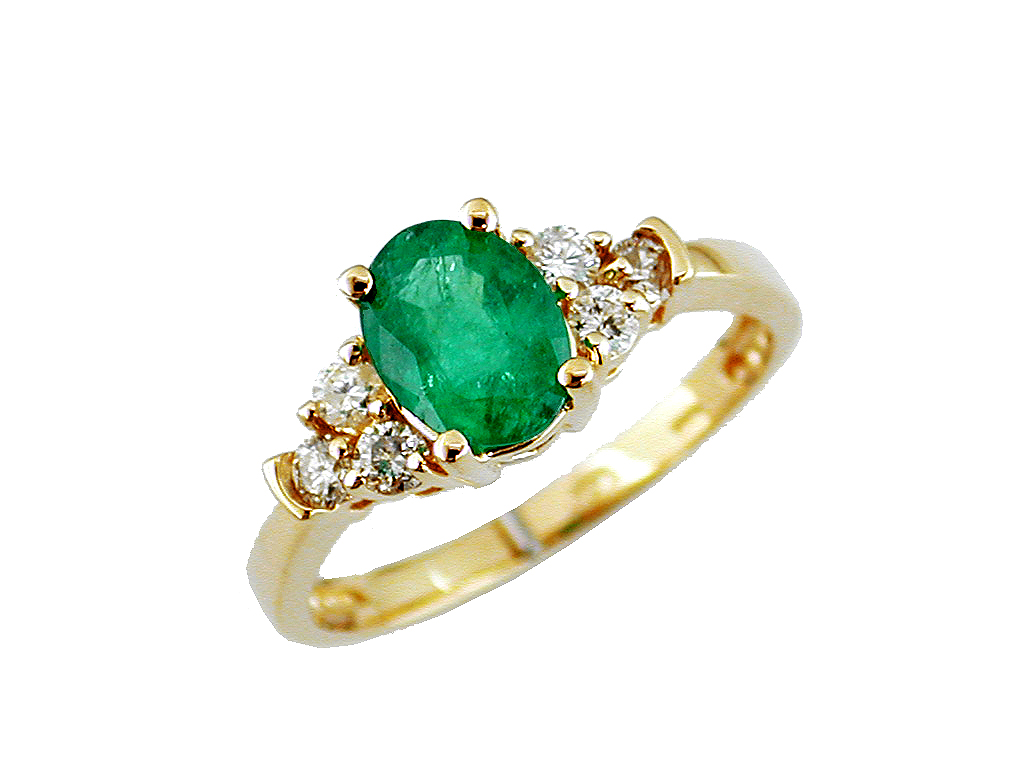 EMERALD & DIAMOND RING