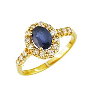 SAPPHIRE & DIAMOND RING
