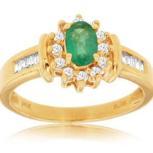 EMERALD & DIAMOND RING