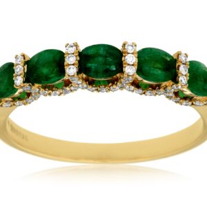 EMERALD & DIAMOND RING