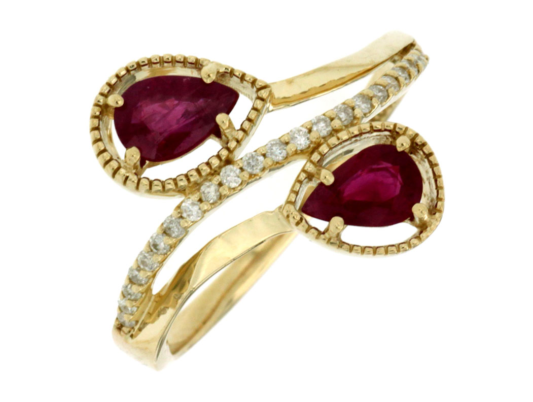 RUBY & DIAMOND RING