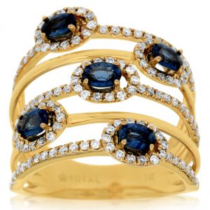 SAPPHIRE & DIAMOND RING