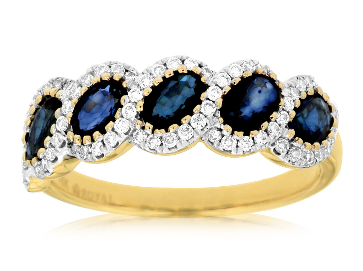 SAPPHIRE & DIAMOND RING