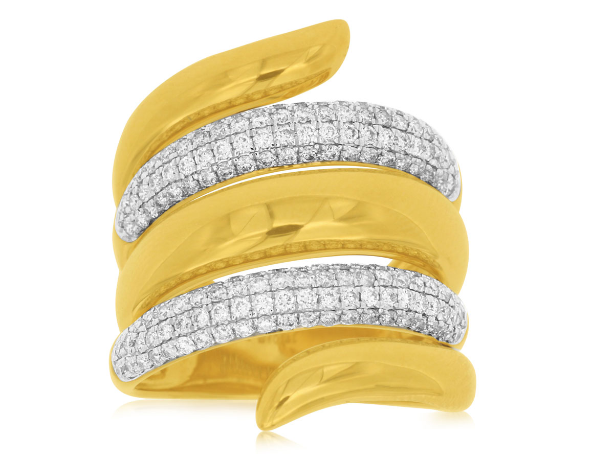 DIAMOND RING