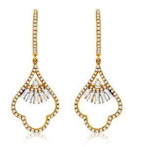DIAMOND EARRING