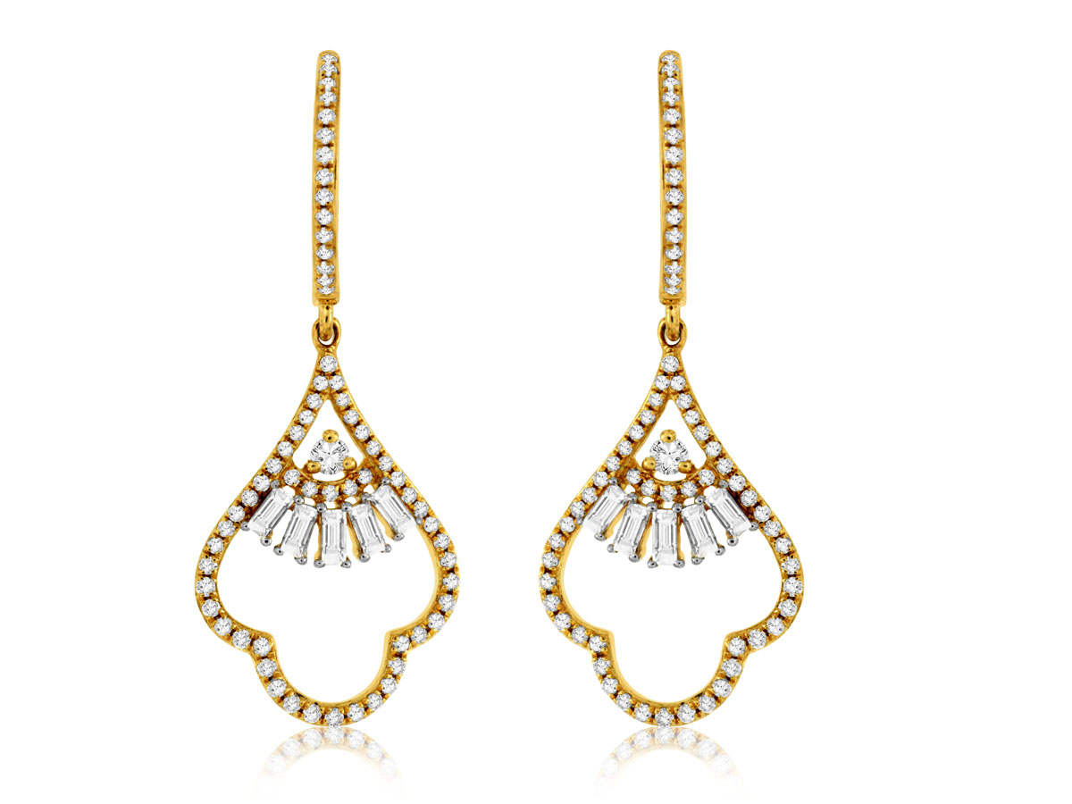 DIAMOND EARRING