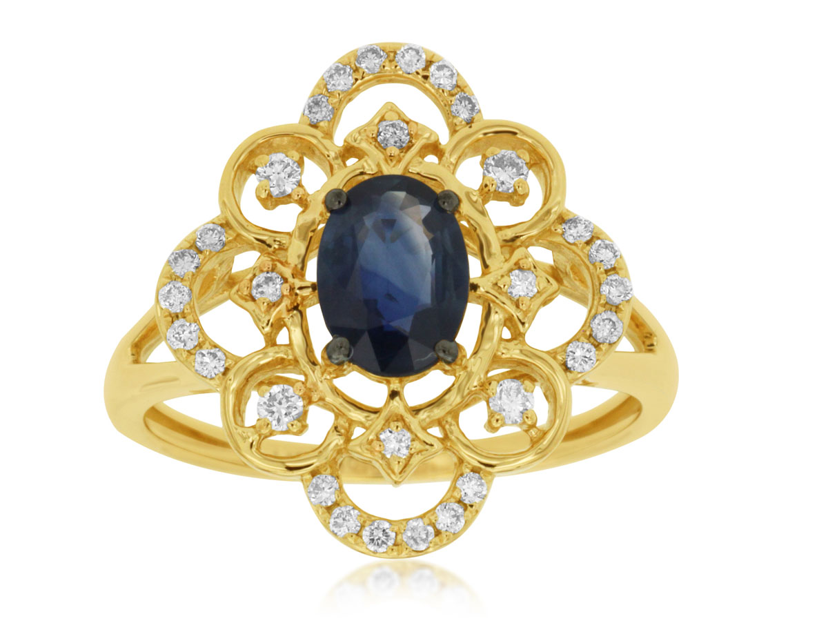 SAPPHIRE & DIAMOND RING