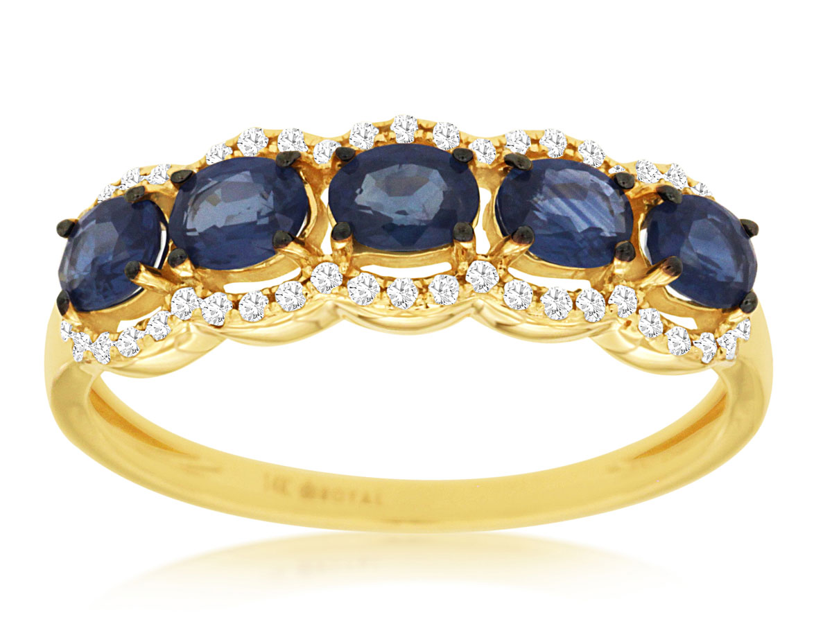 SAPPHIRE & DIAMOND RING