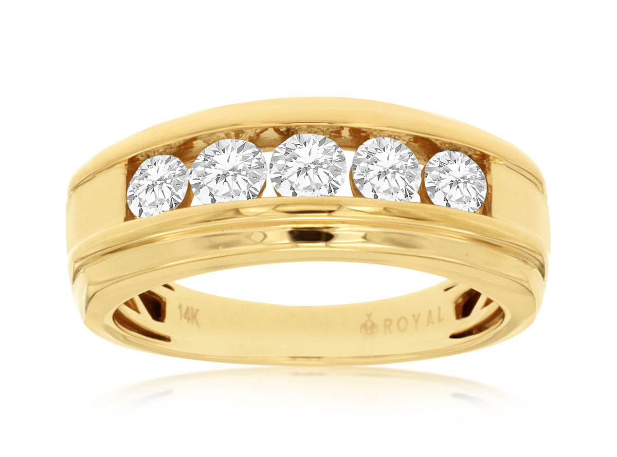 MEN'S DIAMOND RING