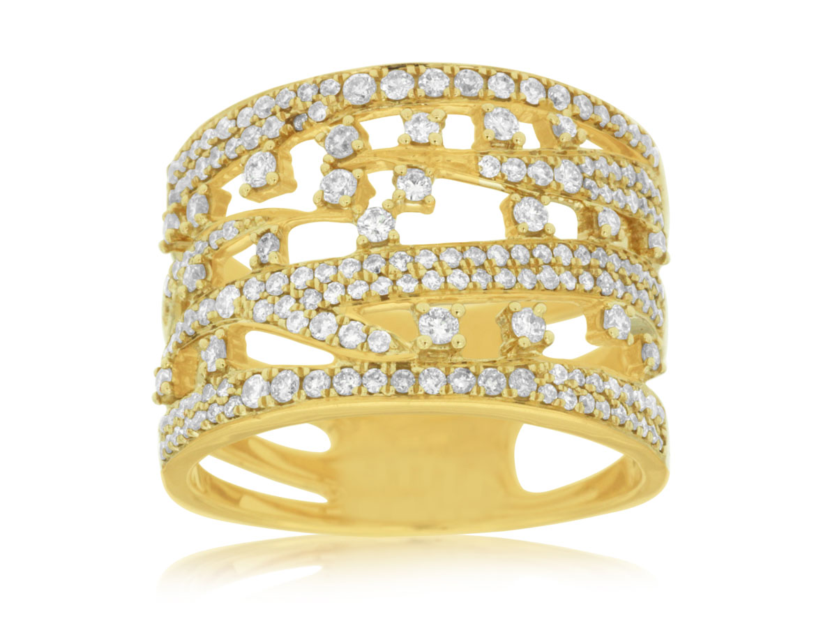 DIAMOND RING