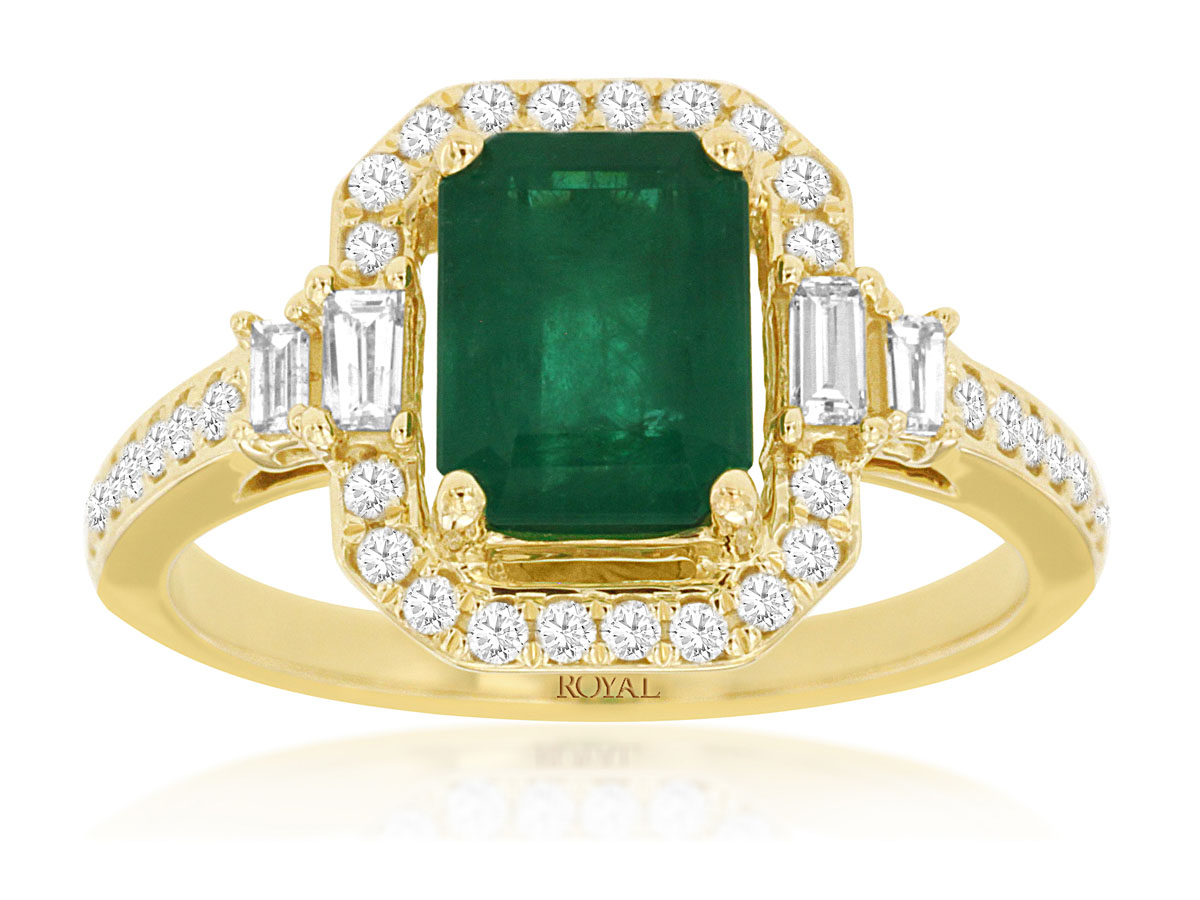EMERALD & DIAMOND RING