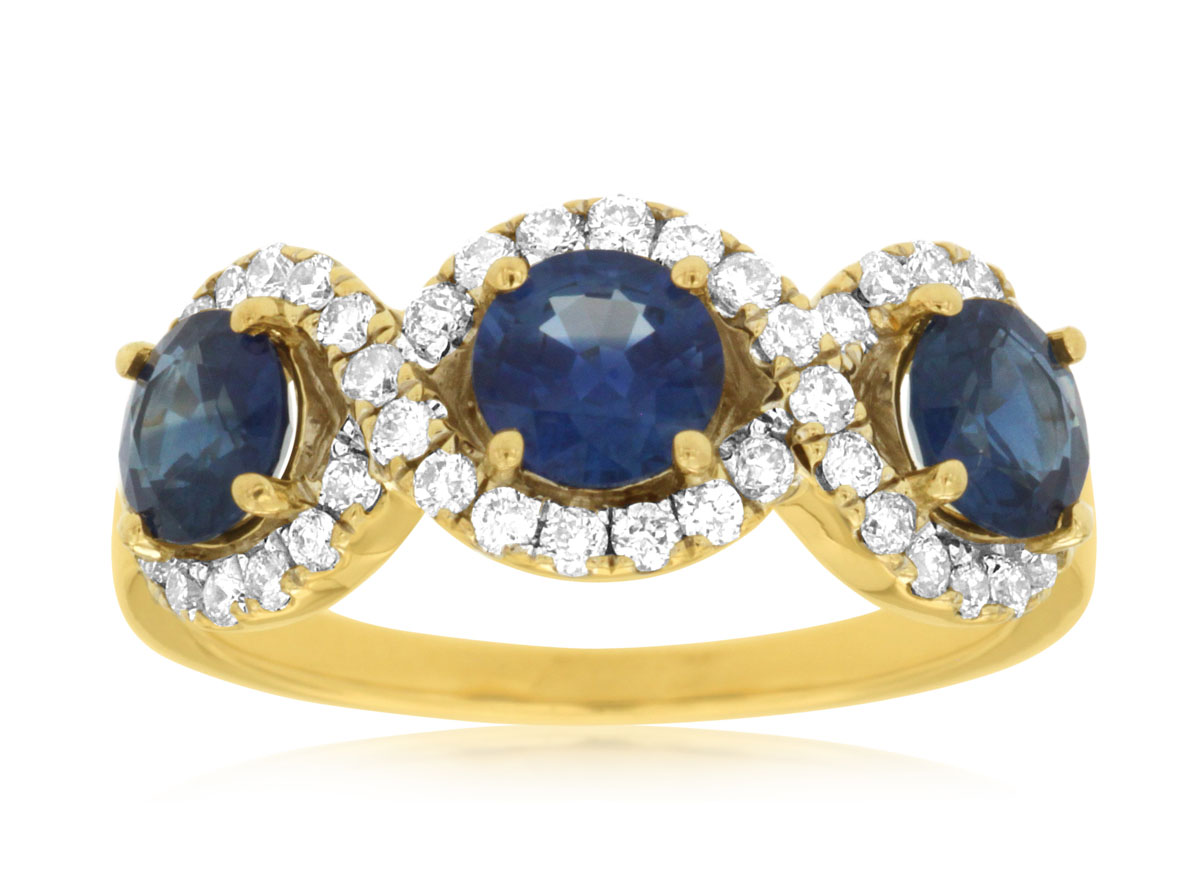 SAPPHIRE & DIAMOND RING