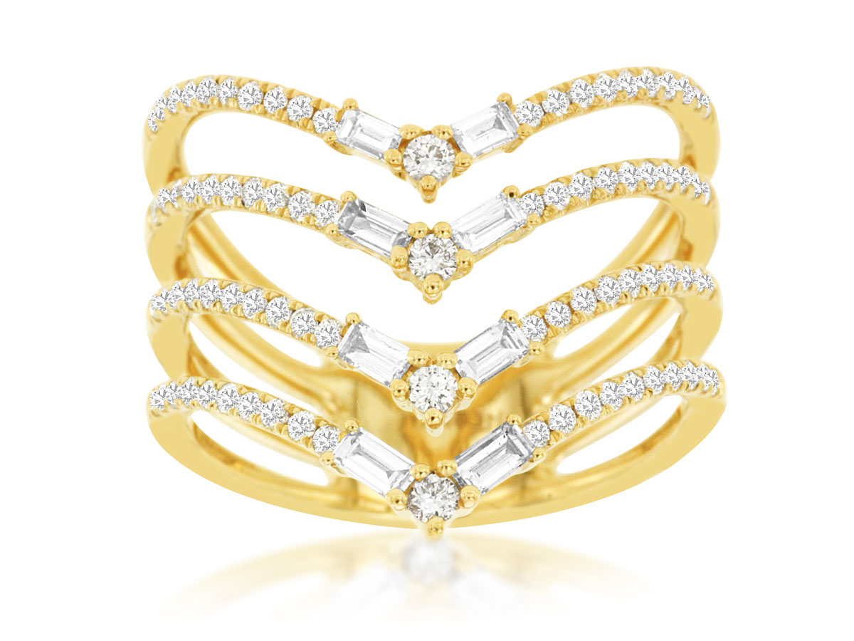 LADIES' DIAMOND RING