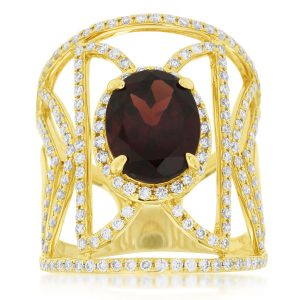 GARNET & DIAMOND RING