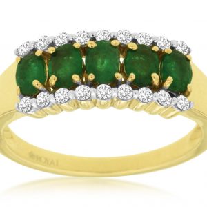 EMERALD & DIAMOND RING