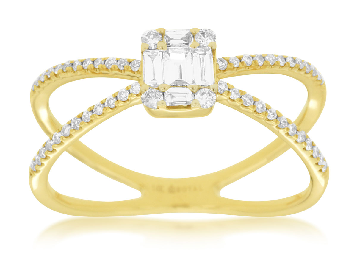 LADIES DIAMOND RING