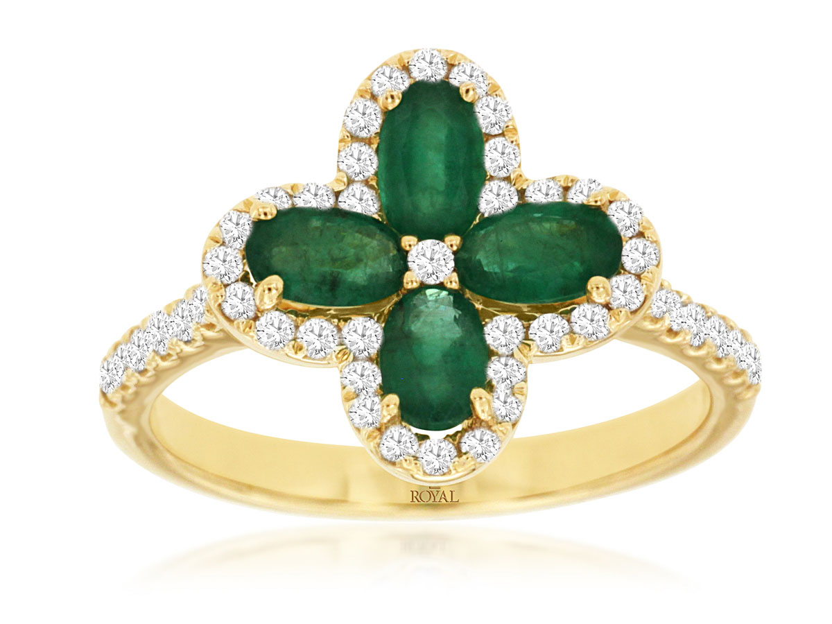 EMERALD & DIAMOND RING