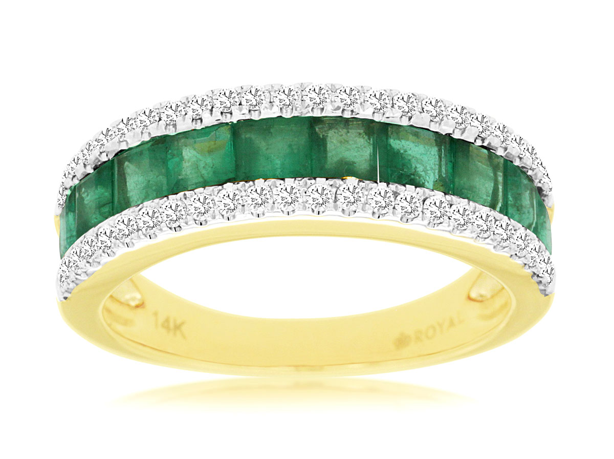 EMERALD & DIAMOND RING