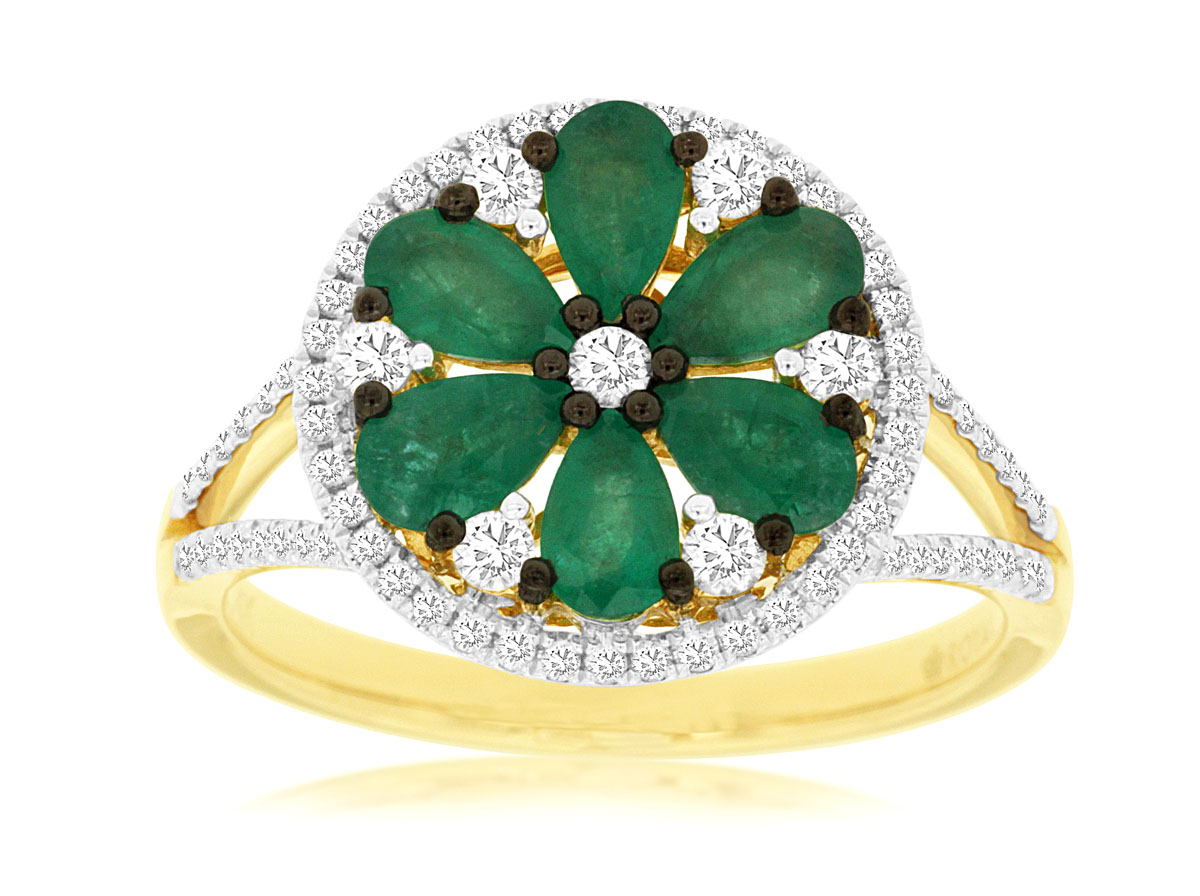 EMERALD & DIAMOND RING