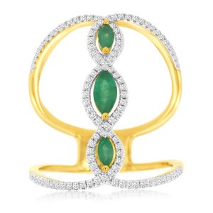 EMERALD & DIAMOND RING