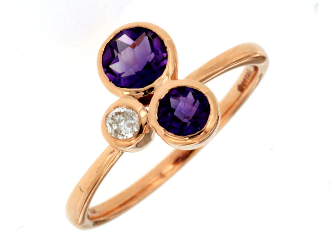 AMETHYST & DIAMOND RING