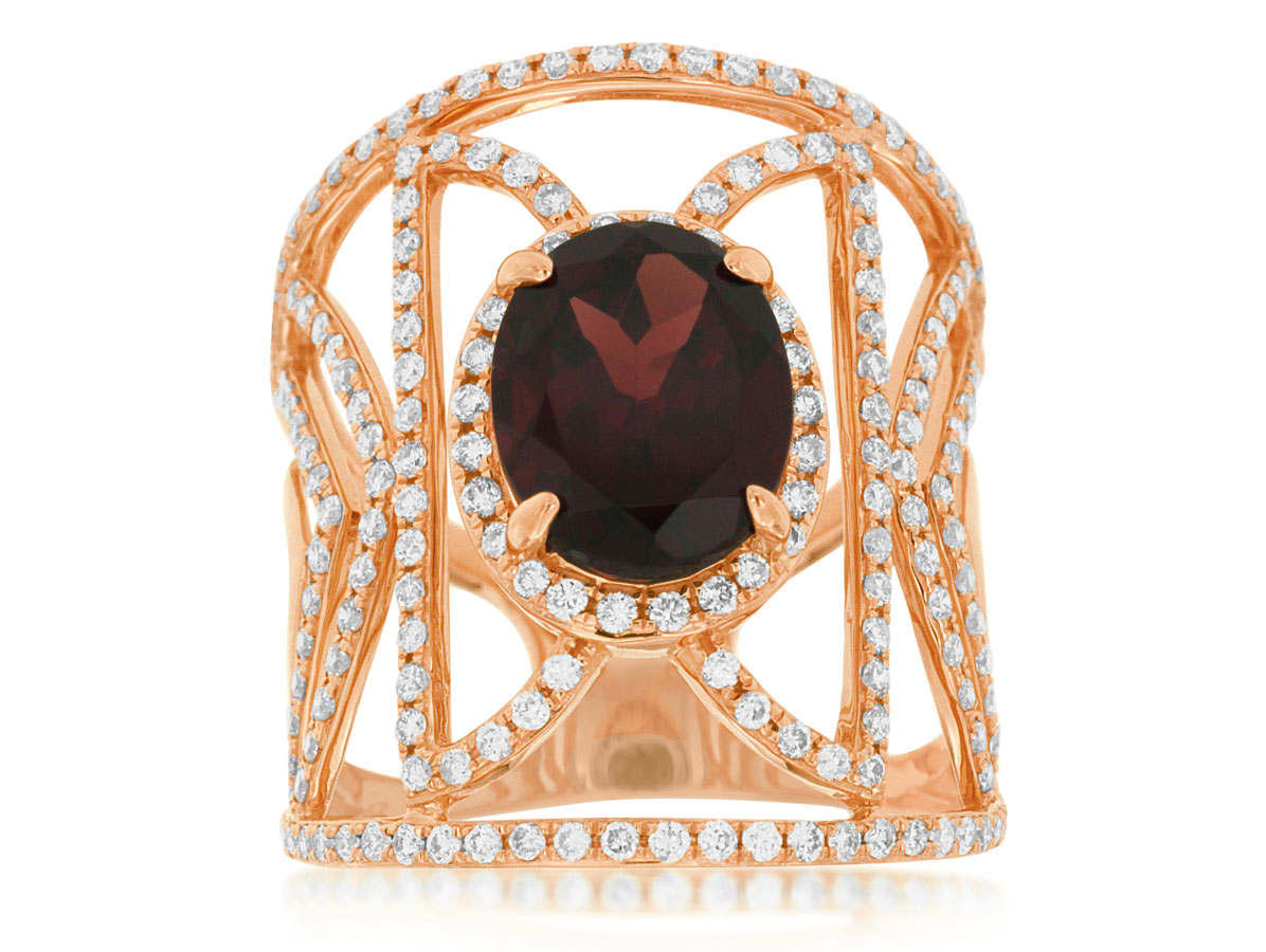 GARNET & DIAMOND RING