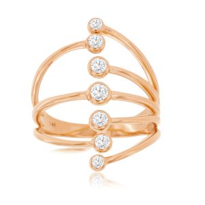LADIES’ DIAMOND RING