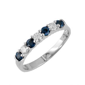 SAPPHIRE & DIAMOND RING