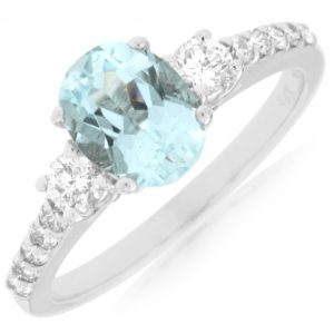 AQUAMARINE & DIAMOND RING