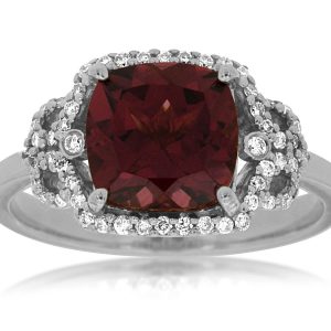 GARNET & DIAMOND RING