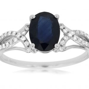 SAPPHIRE & DIAMOND RING