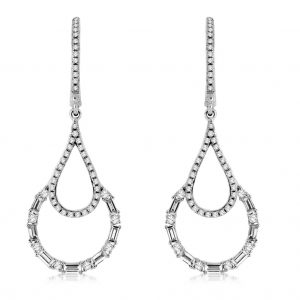 DIAMOND EARRING