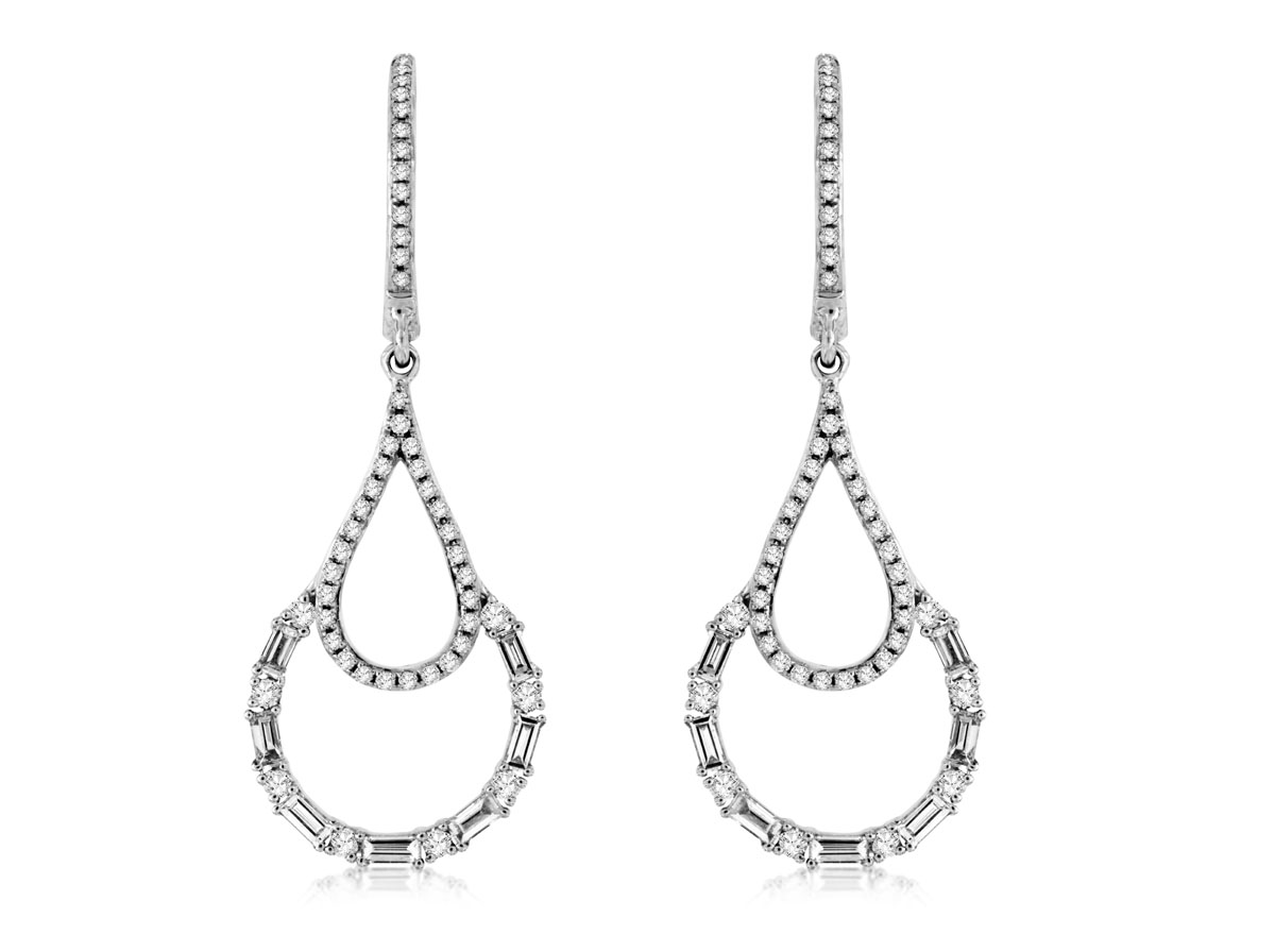 DIAMOND EARRING