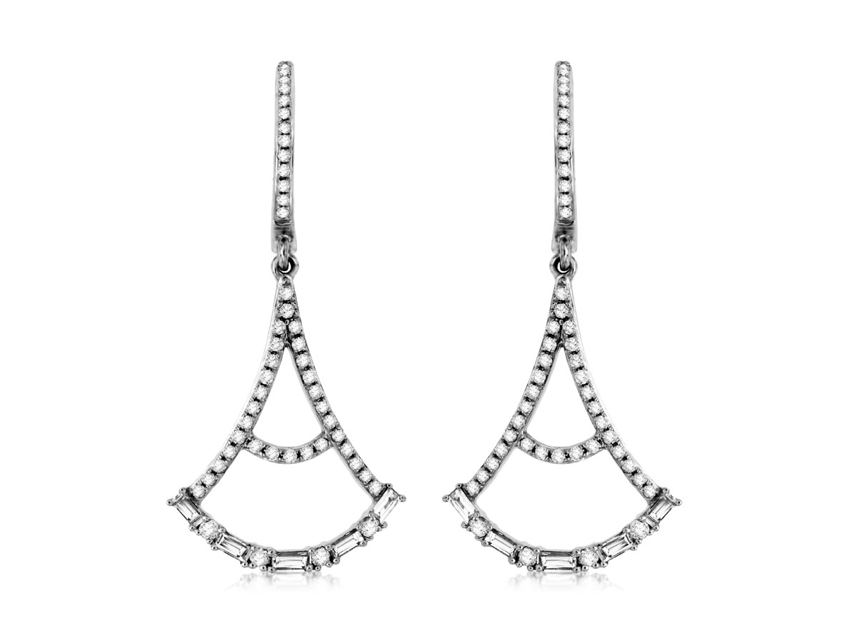 DIAMOND EARRING