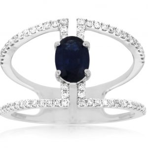 SAPPHIRE & DIAMOND RING