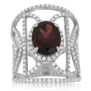 GARNET & DIAMOND RING