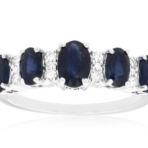 SAPPHIRE & DIAMOND RING