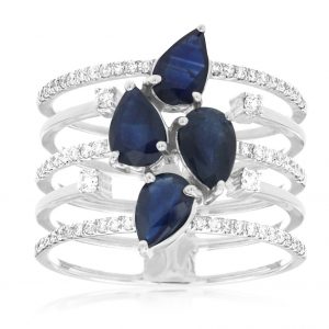 SAPPHIRE & DIAMOND RING