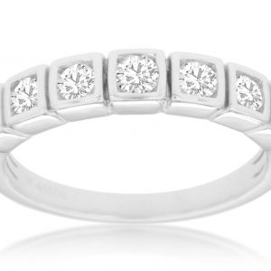 DIAMOND WEDDING BAND