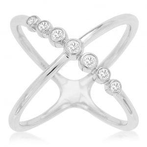 LADIES DIAMOND RING