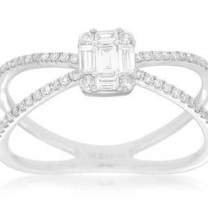 LADIES DIAMOND RING