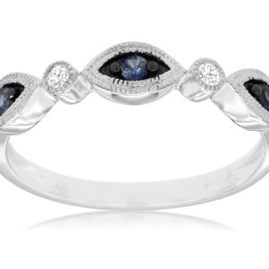 SAPPHIRE & DIAMOND RING