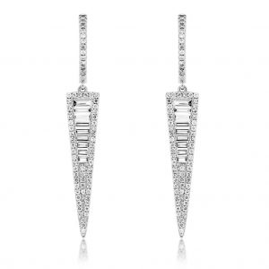 DIAMOND EARRING