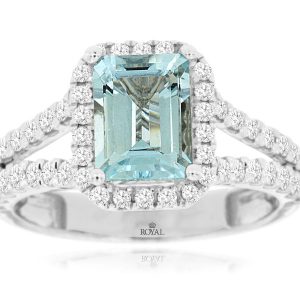 AQUAMARINE & DIAMOND RING